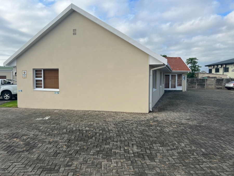 Commercial Property for Sale in Vincent Eastern Cape